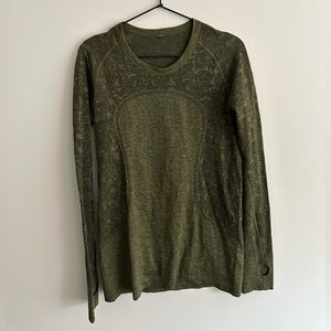 Lululemon long sleeve